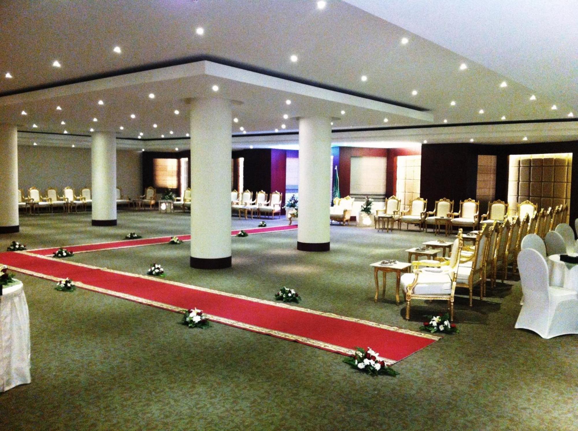 Executives - Azizia Hotel Riyadh