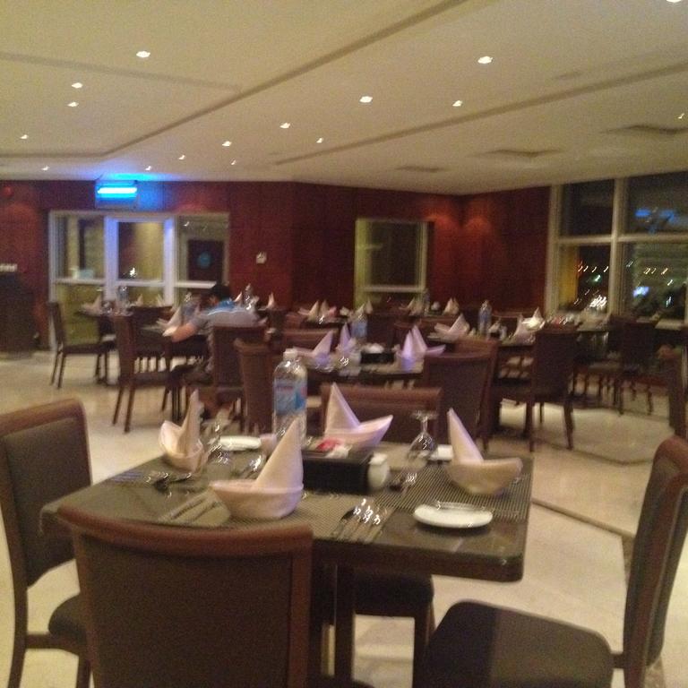 Executives - Azizia Hotel 3*